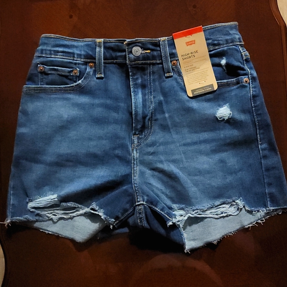 NWT Levi's high waisted shorts